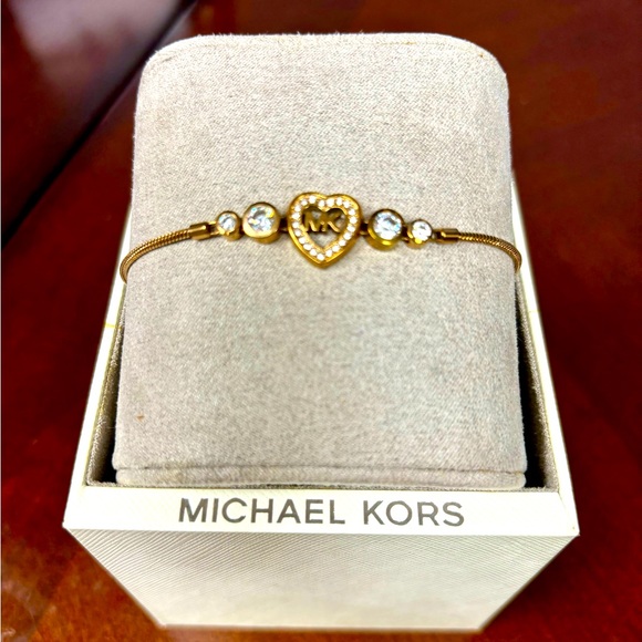 Authentic MK Love Is In The Air Crystal Heart MK Logo Slider Bracelet - Picture 1 of 4